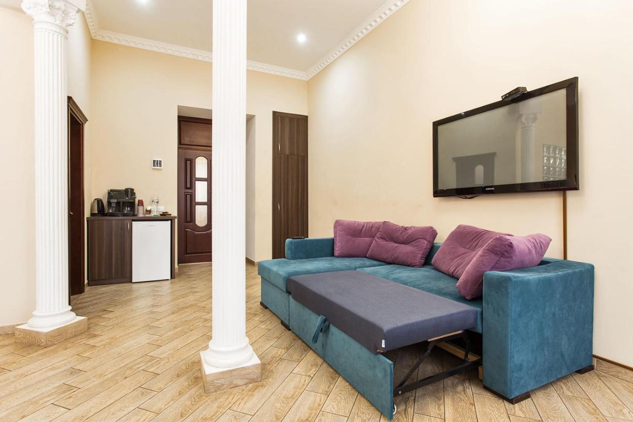 Baron ApartHotel Odesa Exterior foto