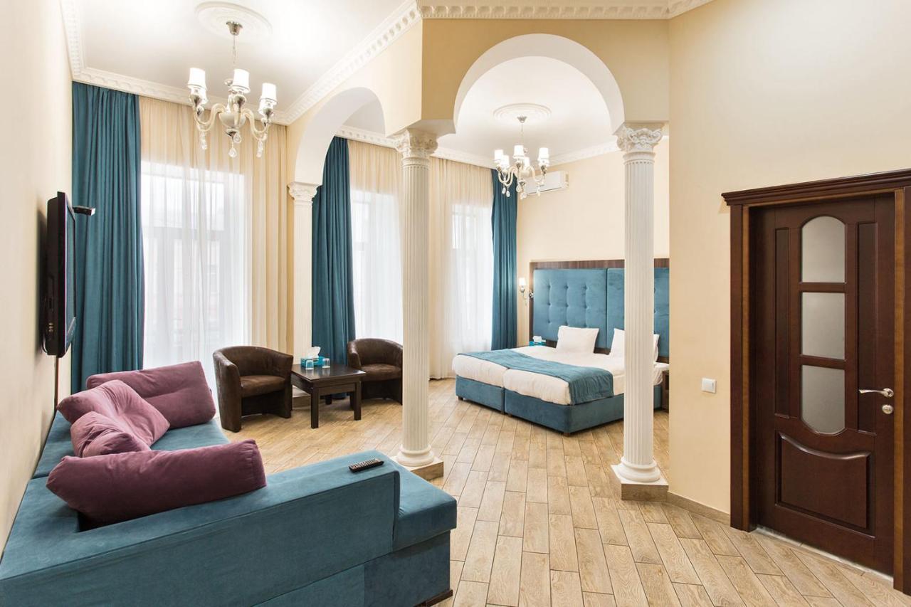 Baron ApartHotel Odesa Exterior foto