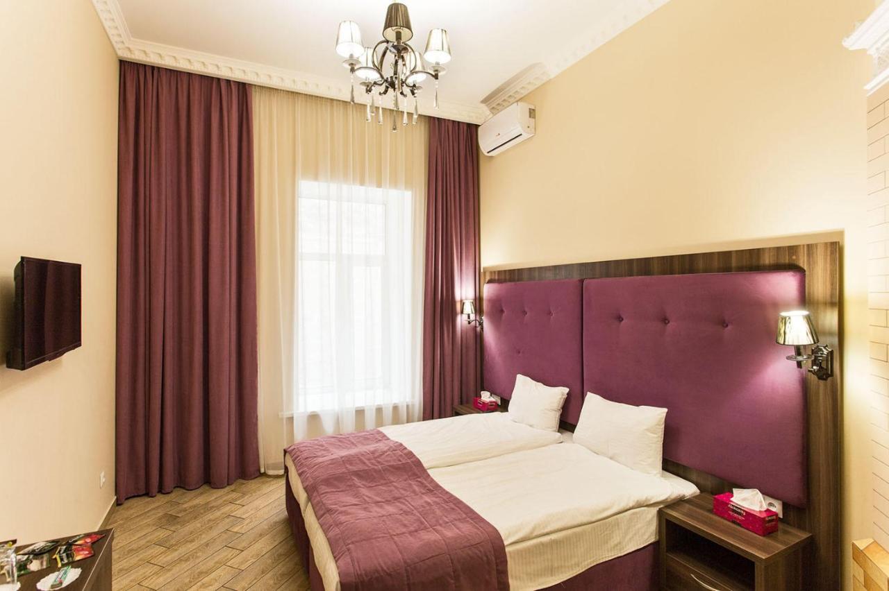 Baron ApartHotel Odesa Exterior foto